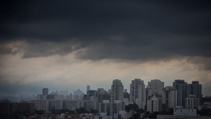 FRENTE FRIA SE AFASTA EM SÃO PAULO NESTA QUARTA-FEIRA (17)