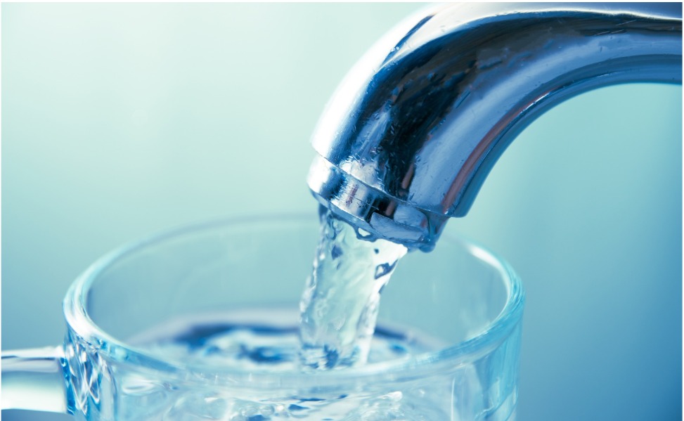 ONDA DE CALOR E ESTIAGEM PROVOCAM AUMENTO DE 60% NO CONSUMO DE ÁGUA; GOVERNO DE SP REFORÇA ALERTA DE ECONOMIA