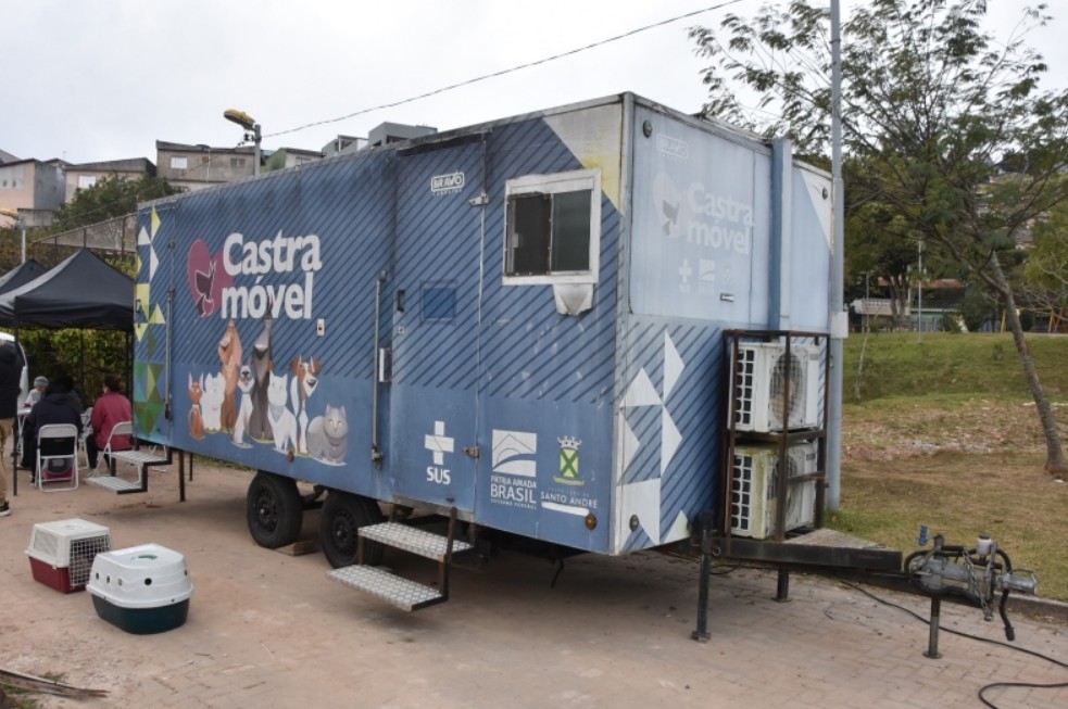 CASTRAMÓVEL INICIA ATENDIMENTOS GRATUITOS EM PARANAPIACABA NESTA QUARTA-FEIRA