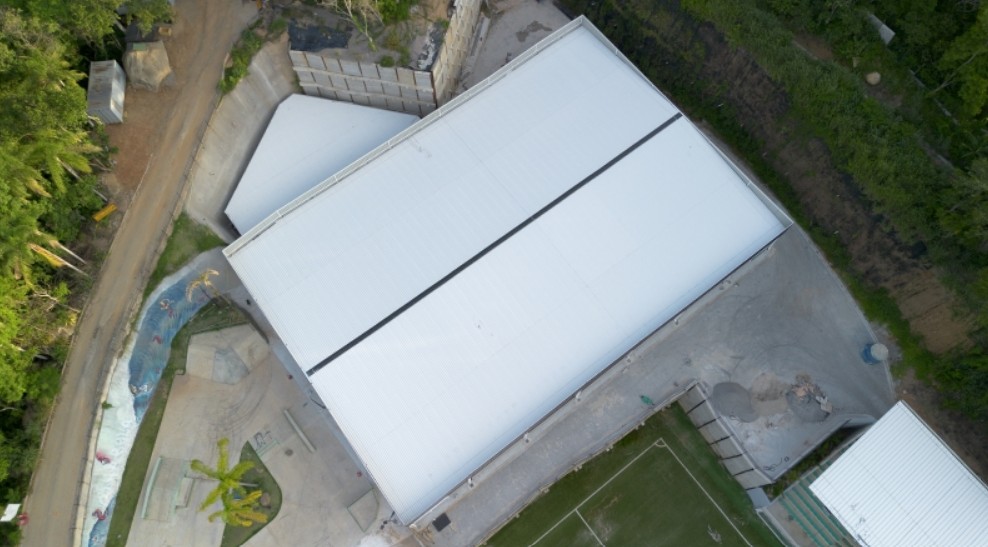 ILHABELA ENTRA NA FASE FINAL DAS OBRAS DO GINÁSIO POLIESPORTIVO DO PEII SUL