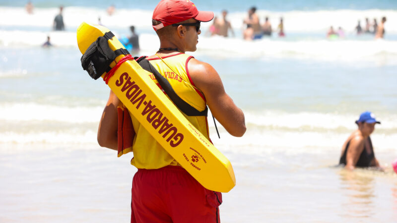 NOVE EM CADA DEZ MORTES POR AFOGAMENTO OCORREM EM CORRENTES DE RETORNO, ALERTA CORPO DE BOMBEIROS