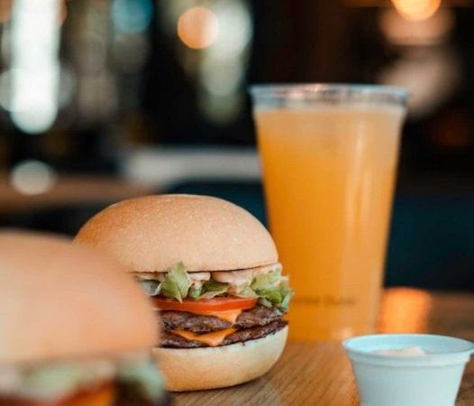 RESTAURANTE JERONIMO TRACK, DO GRUPO MADERO, ABRE UNIDADE EM SÃO BERNARDO