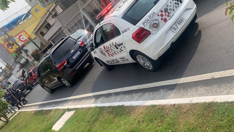 EM SÃO CAETANO, POLÍCIA SALVA CRIANÇAS SEQUESTRADAS EM ROUBO DE VEÍCULO