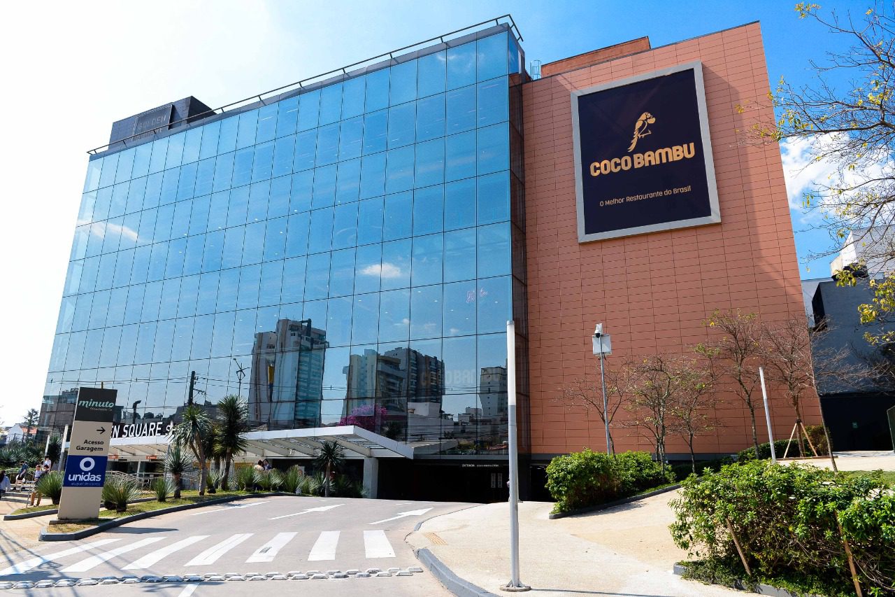 GOLDEN SQUARE SHOPPING PROMOVE HALLOWEEN PARA CRIANÇAS
