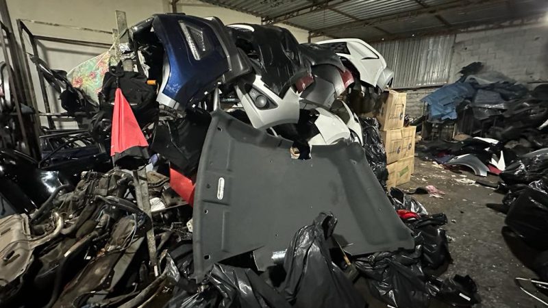 POLÍCIA CIVIL PRENDE SETE APÓS LOCALIZAR DESMANCHE EM SANTO ANDRÉ