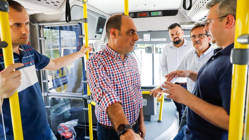 SÃO CAETANO RENOVA FROTA DO TRANSPORTE MUNICIPAL COM SEIS ÔNIBUS 0 KM, ACESSÍVEIS, COM AR-CONDICIONADO E WI-FI