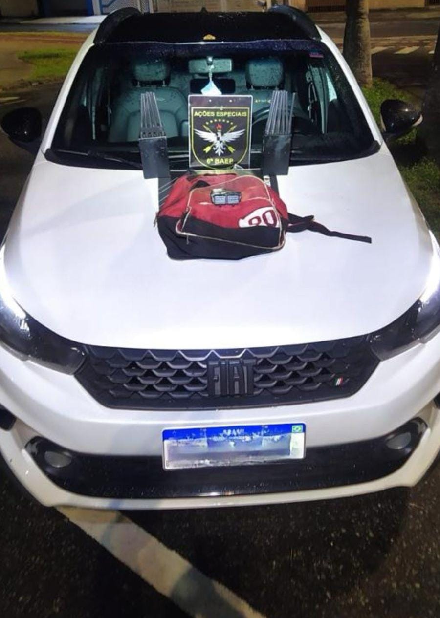 BAEP PRENDE HOMEM E RECUPERA CARRO FURTADO EM SANTO ANDRÉ
