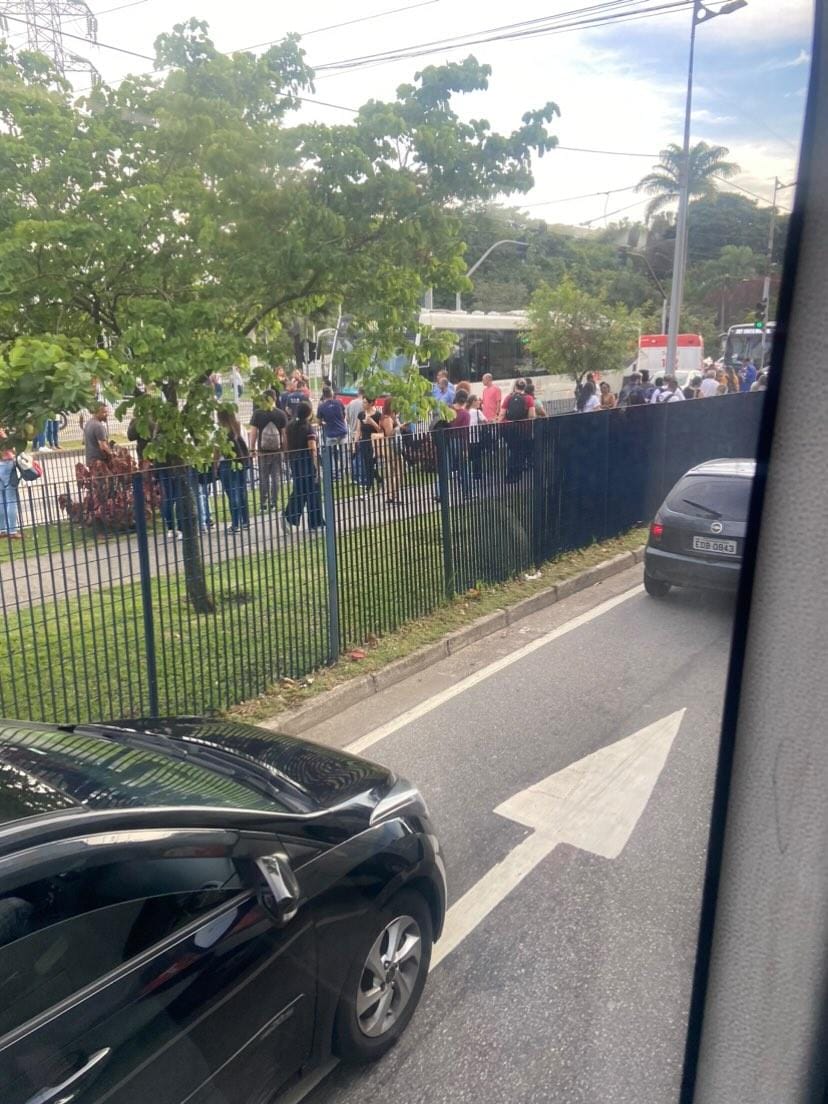 CICLISTA PERDE A VIDA AO SER ATROPELADO POR TRÓLEBUS NA PEREIRA BARRETO