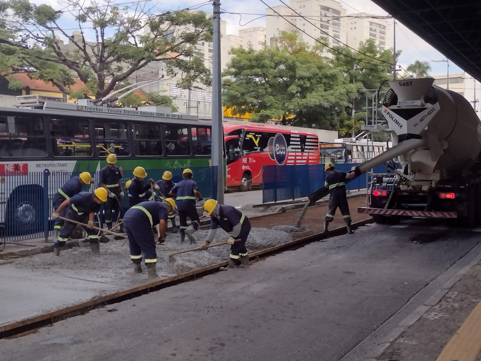 CORREDOR ABD E TERMINAL SANTO ANDRÉ OESTE RECEBEM OBRAS DE MELHORIAS