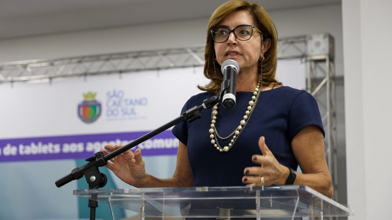 SÃO CAETANO ENTREGA 144 TABLETS PARA AGENTES COMUNITÁRIOS DE SAÚDE