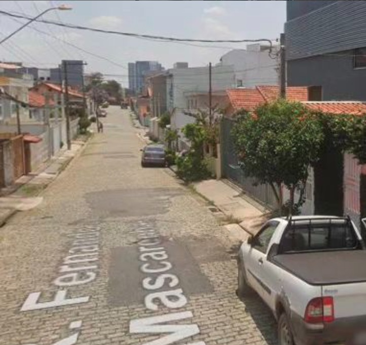 CRIMINOSO PERDE A VIDA APÓS TENTATIVA DE ROUBO E FUGA POR TELHADOS EM RESIDÊNCAS DE SANTO ANDRÉ