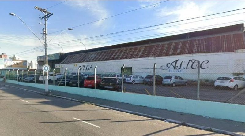 TRIBUNAL DO CRIME EM SANTO ANDRÉ: CINCO PRESOS EM ESCOLA DE SAMBA APÓS SEQUESTRO DE RAPAZ EM SÃO BERNARDO