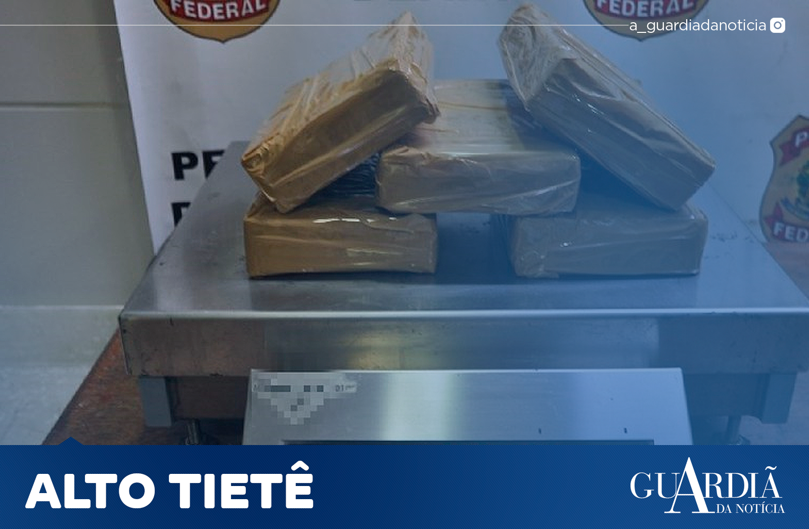 PF PRENDE CINCO PASSAGEIROS POR TRÁFICO DE DROGAS E UM POR EVASÃO DE DIVISA