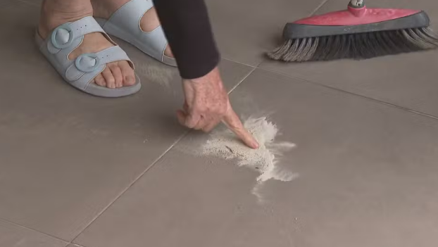 CHUVA DE PÓ BRANCO ASSUSTA MORADORES EM MAUÁ E SANTO ANDRÉ