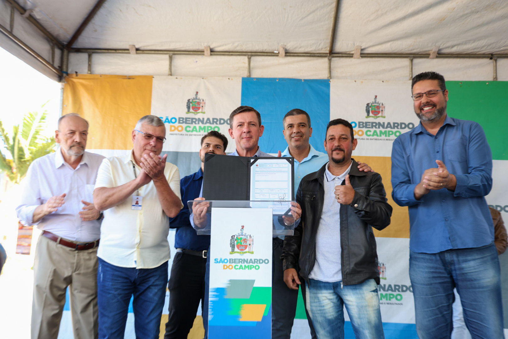 PREFEITO ORLANDO MORANDO AUTORIZA OBRAS DE PAVIMENTAÇÃO E INFRAESTRUTURA NO SANTA CRUZ, REGIÃO DO PÓS-BALSA