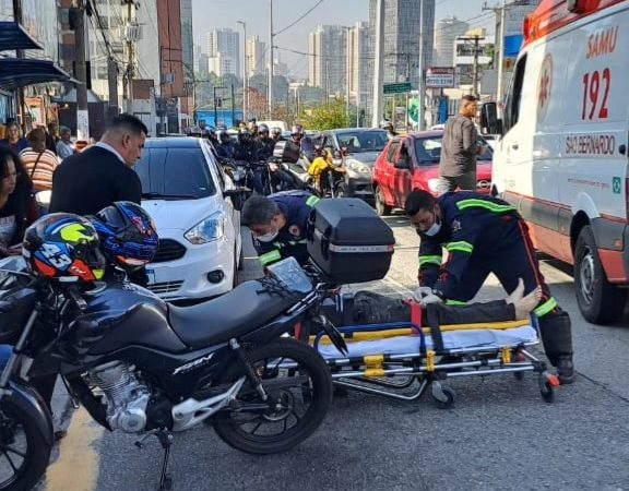 ATROPELAMENTO NA AVENIDA LUCAS NOGUEIRA GARCEZ