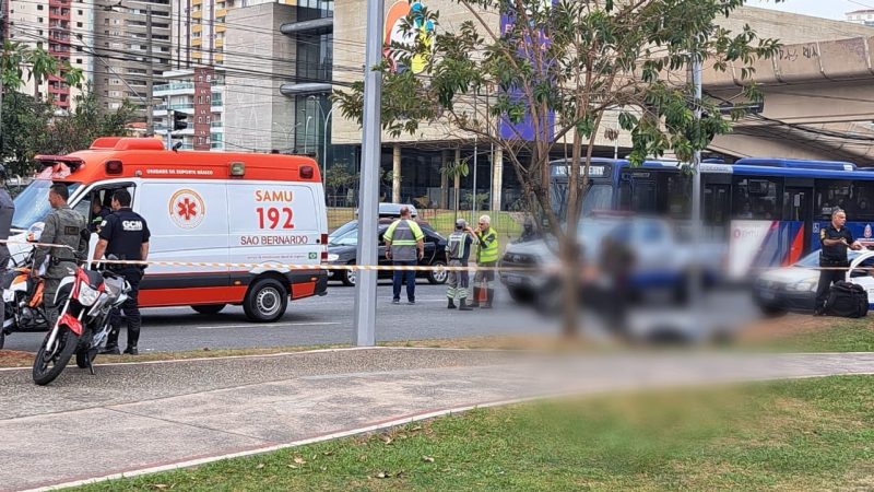 MOTOCICLISTA PERDE A VIDA EM ACIDENTE EM FRENTE AO PAÇO MUNICIPAL