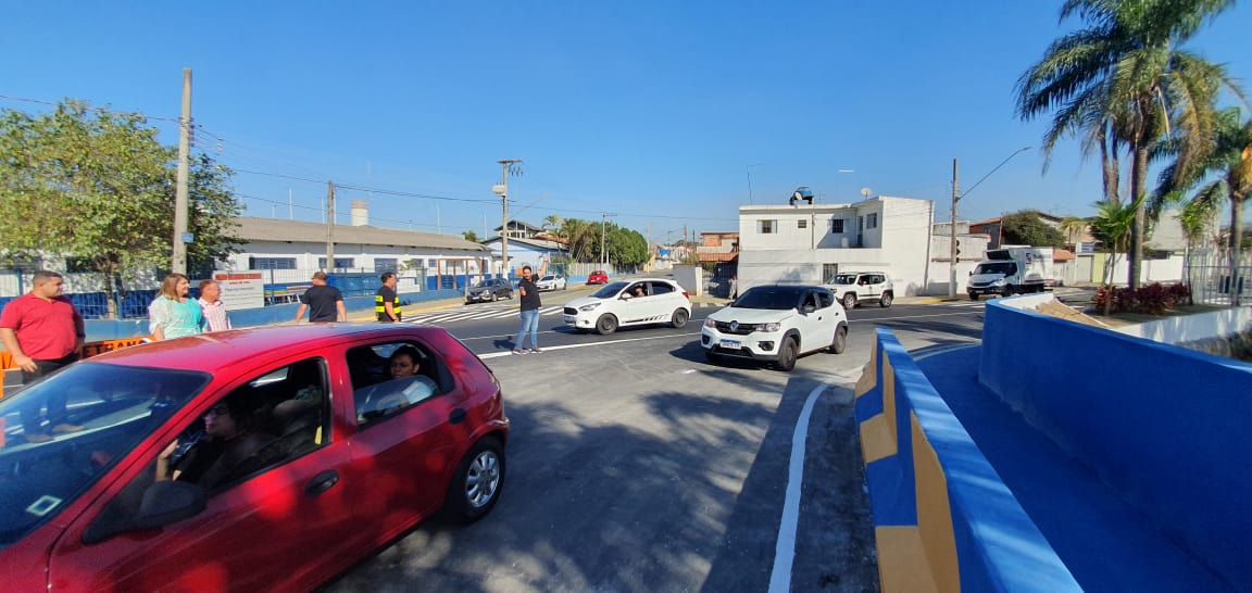 PREFEITURA DE POÁ REALIZA RECUPERAÇÃO ASFÁLTICA EM 21 VIAS