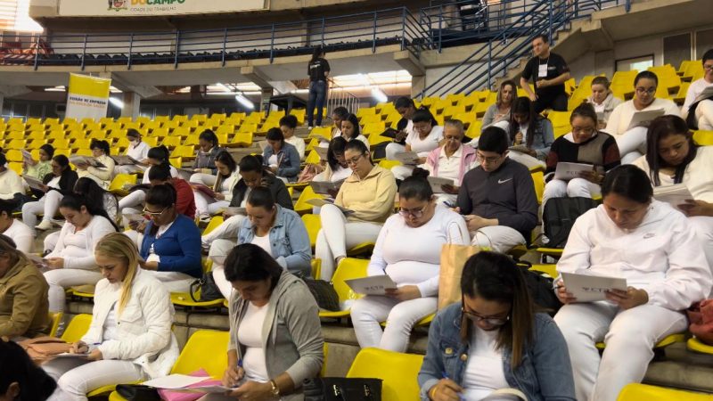 1.300 VAGAS SÃO OFERECIDAS NO FEIRÃO DE EMPREGO PARA ÁREA DA SAÚDE EM SÃO BERNARDO