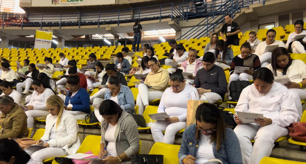 1.300 VAGAS SÃO OFERECIDAS NO FEIRÃO DE EMPREGO PARA ÁREA DA SAÚDE EM SÃO BERNARDO