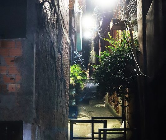 DIADEMA CONCLUI INSTALAÇÃO DE LUZES DE LED EM TRÊS BAIRROS DA CIDADE