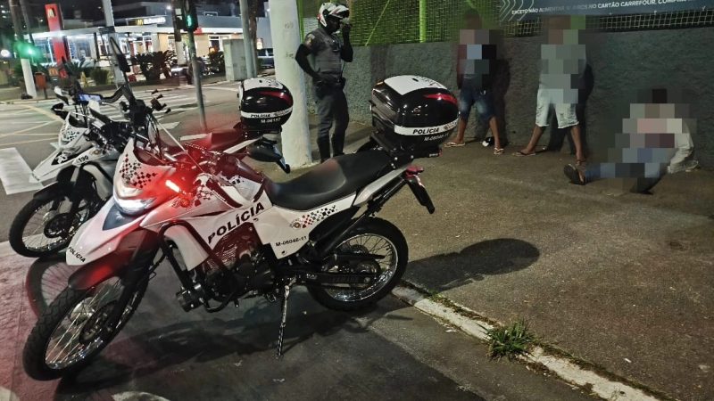 NA PRESTES MAIA, PM PRENDE INDIVÍDUO COM SIMULACRO QUE PLANEJAVA ROUBAR MOTO