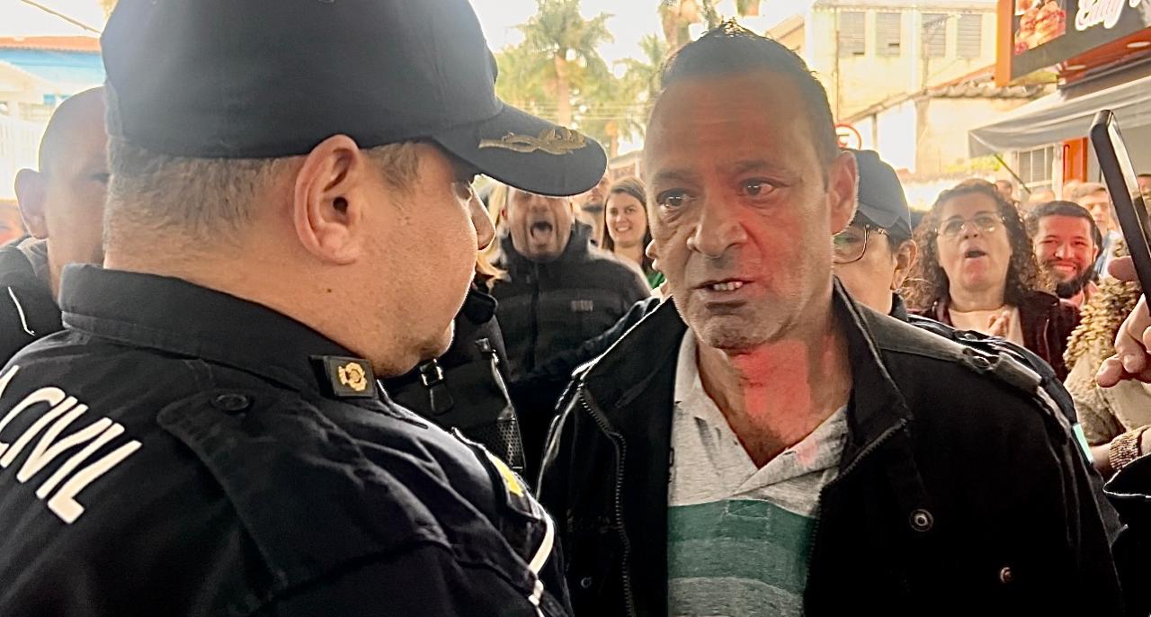 MESTRE DE OBRAS AFIRMA QUE LEVOU CALOTE EM OBRA DO CSII, EM FERRAZ DE VASCONCELOS