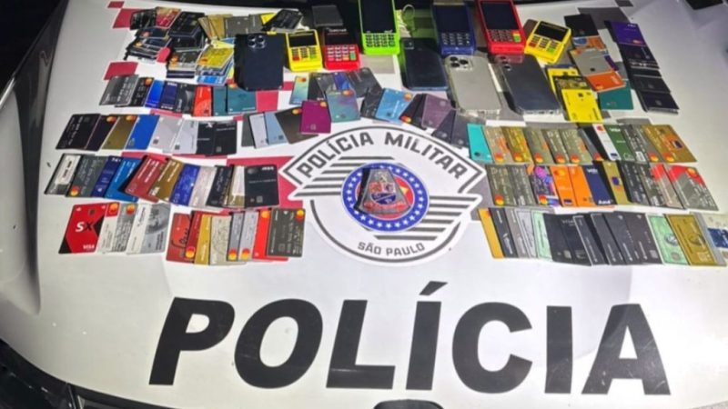 POLÍCIA MILITAR PRENDE TRÊS SUSPEITOS DE APLICAR GOLPE DA MAQUININHA NO MORUMBI