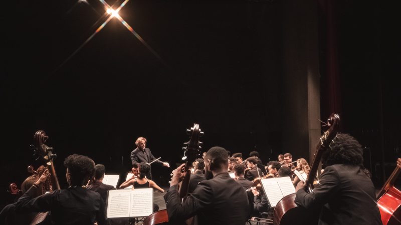 ACADEMIA JOVEM ORQUESTRA OURO PRETO CELEBRA PRIMEIRO DISCO COM APRESENTAÇÃO NA SALA SÃO PAULO