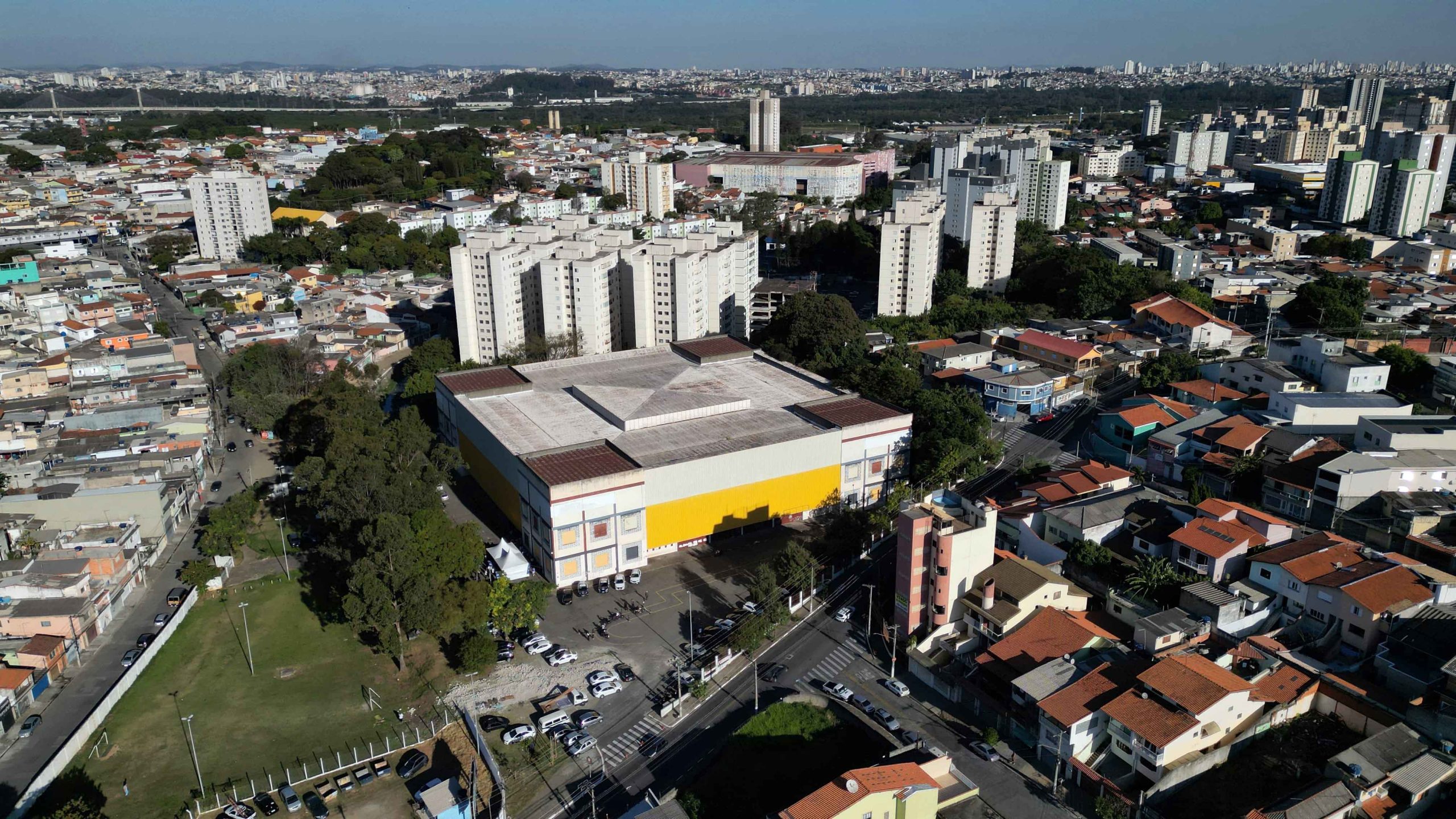 POPULAÇÃO DE GUARULHOS RECEBE AÇÃO COM DIVERSOS SERVIÇOS DE DOCUMENTAÇÃO