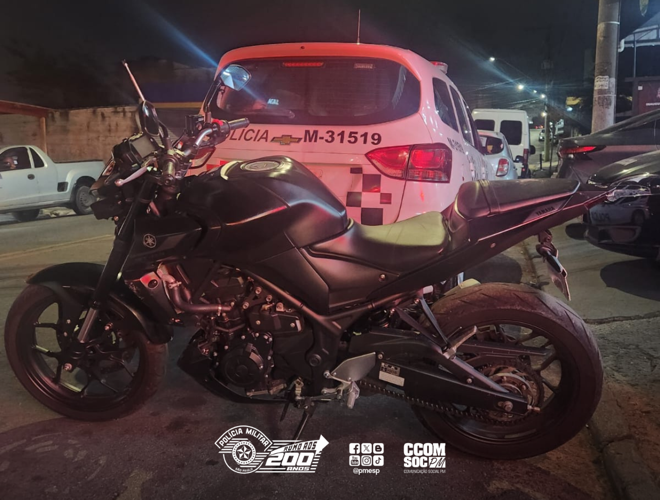 POLÍCIA MILITAR RECUPERA MOTOCICLETA ROUBADA E PRENDE SUSPEITO EM GUARULHOS
