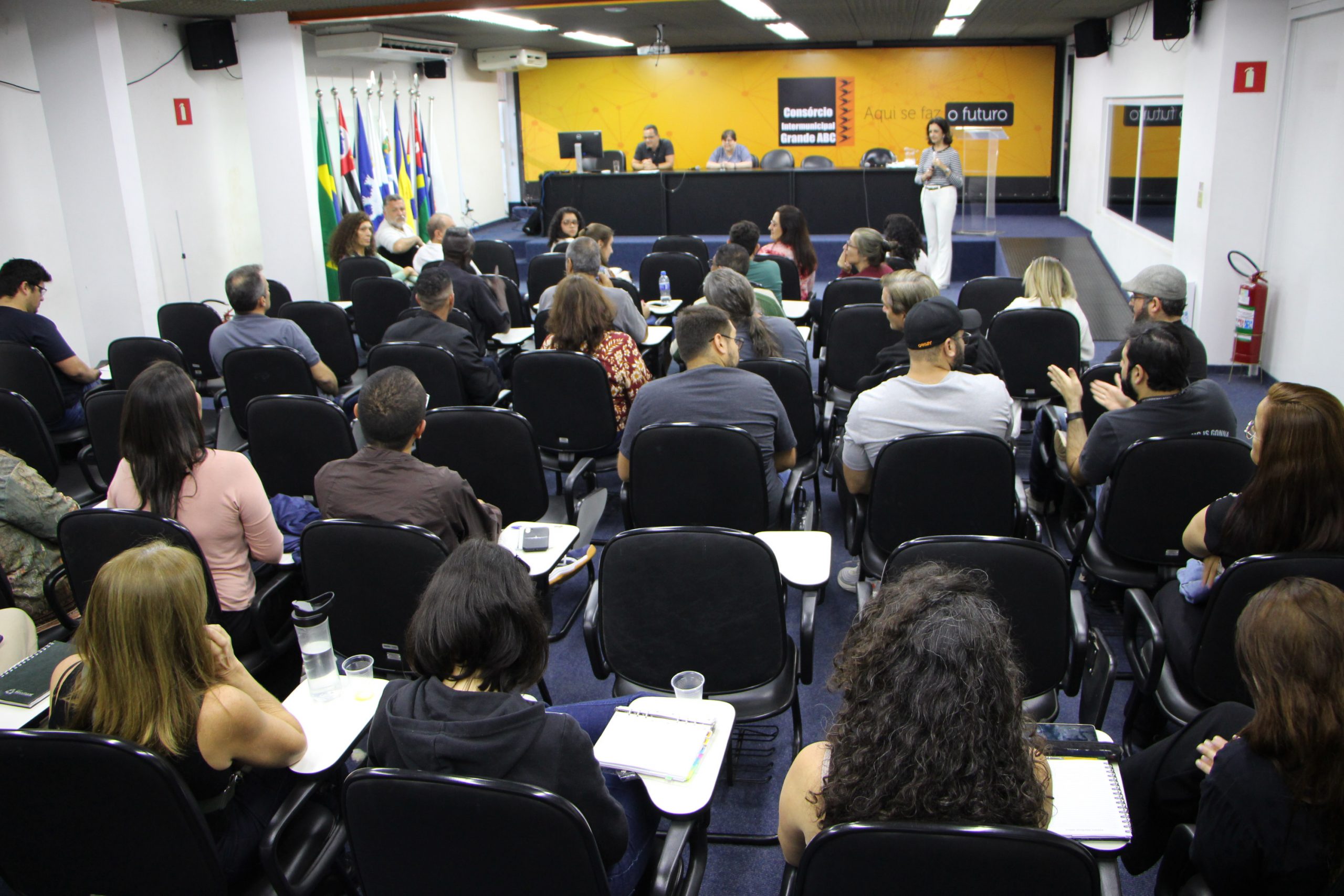 EVENTO NO CONSÓRCIO ABC DEBATE USO DE TECNOLOGIA NA CONSTRUÇÃO