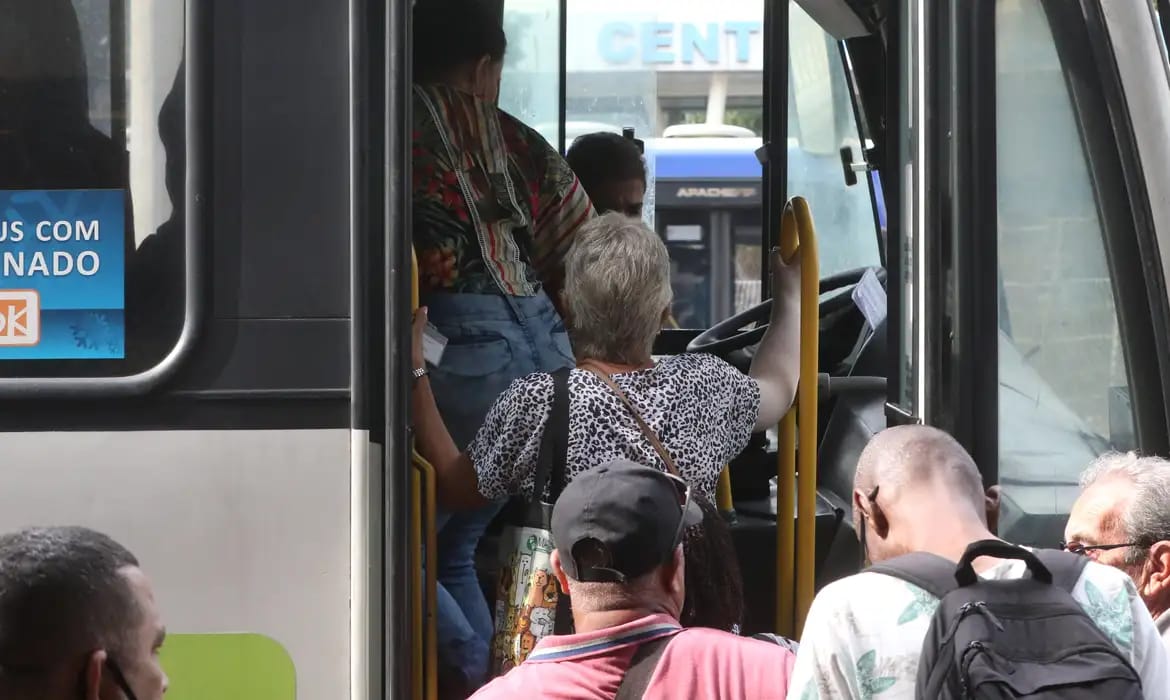 TRANSPORTE GRATUITO NAS ELEIÇÕES DE 2024 EM SÃO PAULO E CIDADES DO ABC