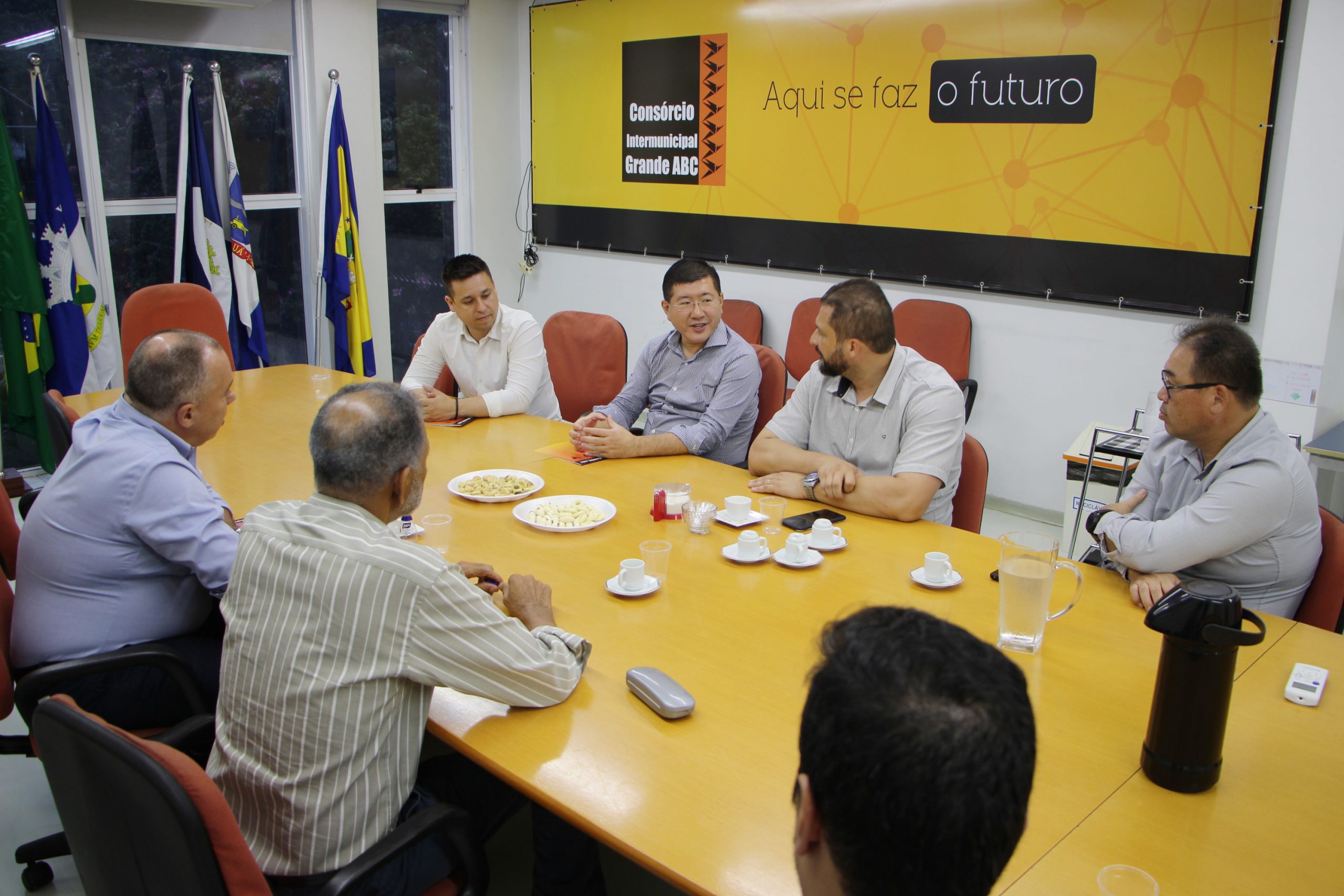CONSÓRCIO ABC RECEBE PREFEITO ELEITO DE DIADEMA