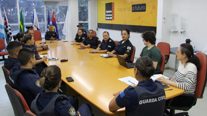 PATRULHA MARIA DA PENHA DISCUTE DESAFIOS EM ENCONTRO NO CONSÓRCIO ABC