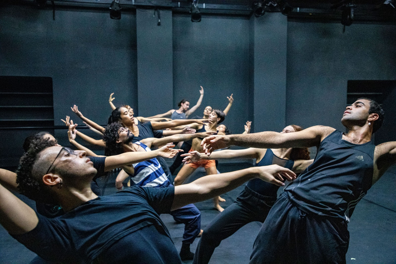 PROCESSOS SELETIVOS INSCREVEM PARA 395 VAGAS NA SÃO PAULO ESCOLA DE DANÇA