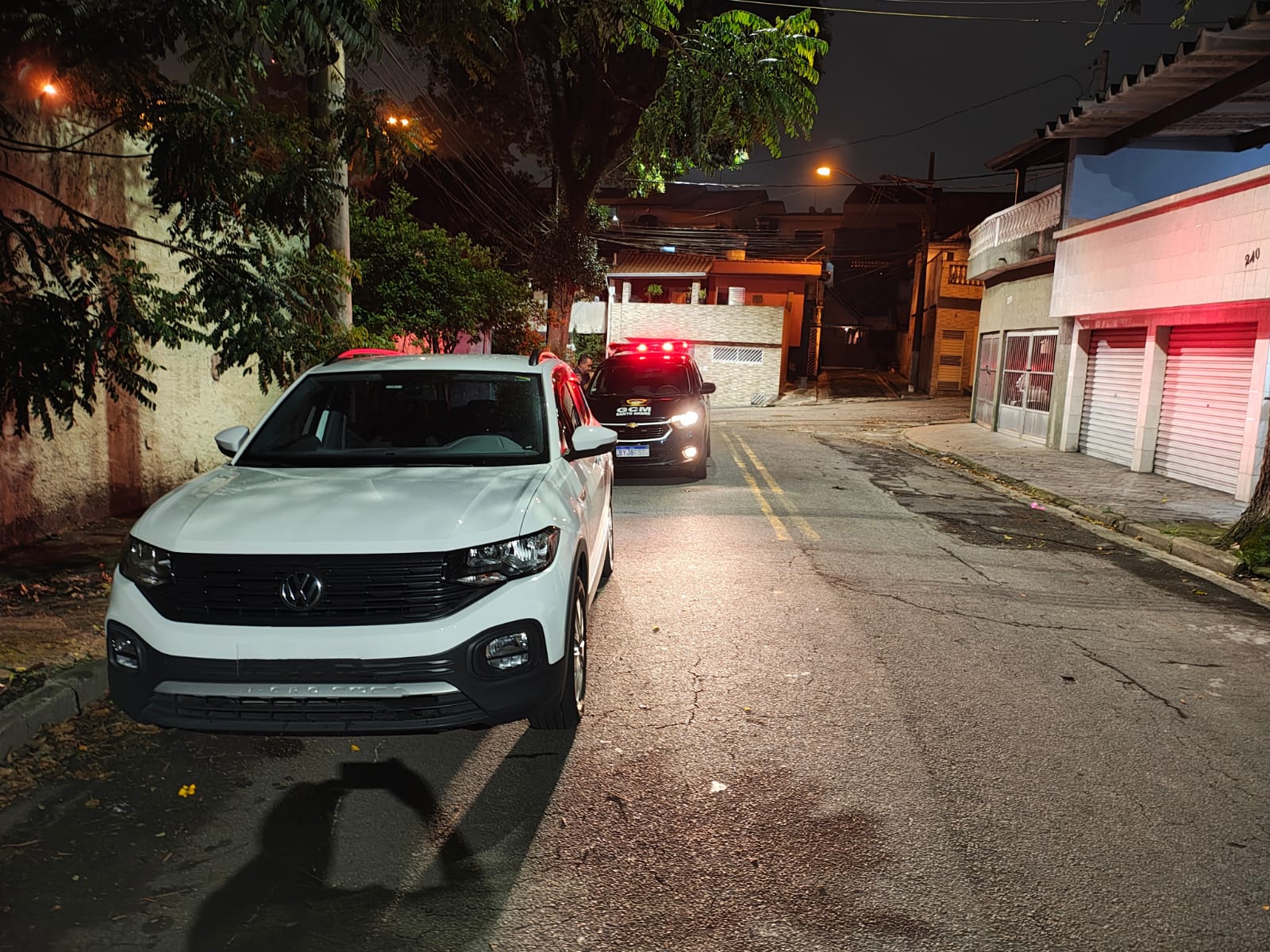 GCM DE SANTO ANDRÉ RECUPERA VEÍCULO ROUBADO NO JARDIM TELES DE MENEZES