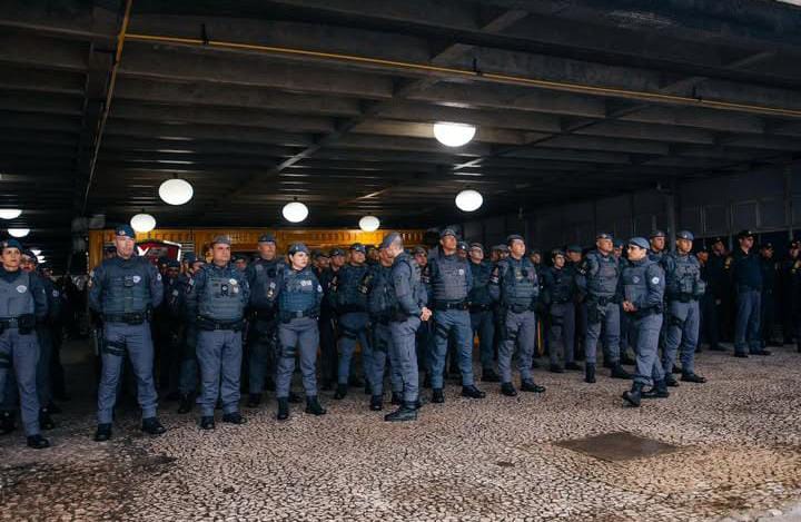 OPERAÇÃO DA GCM DE SÃO BERNARDO PRENDE HOMEM POR TRÁFICO DE DROGAS NA VILA ESPERANÇA