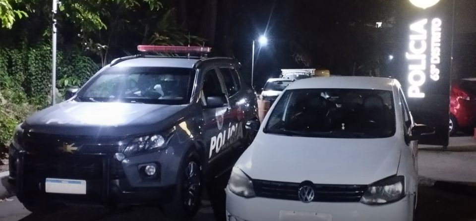 4º BAEP PRENDE TRIO POR FURTO EM SHOPPING DA ZONA NORTE DE SÃO PAULO