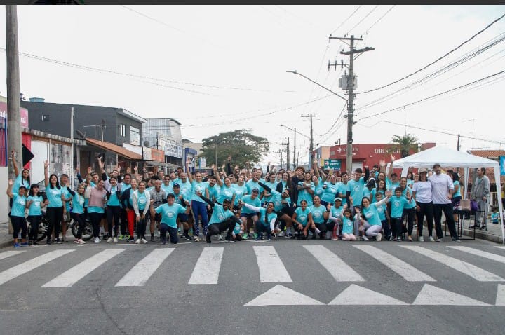 CORRIDA DO AGASALHO 2025 ARRECADA COBERTORES E LEITE PARA FAMÍLIAS CARENTES EM BIRITIBA MIRIM