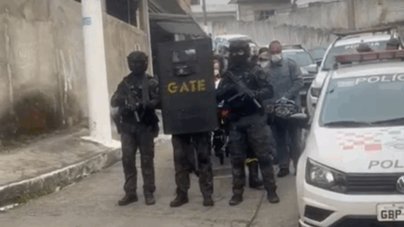 GATE LIBERTA CRIANÇA DE 4 ANOS MANTIDA REFÉM PELO PRÓPRIO PAI NA ZONA LESTE DE SÃO PAULO