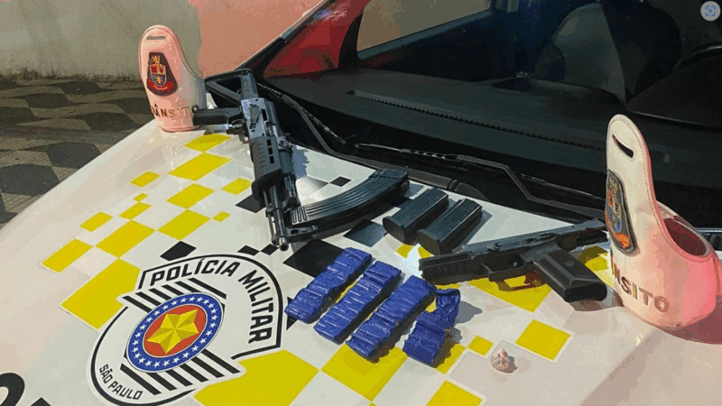 MULHER É PRESA COM FUZIL E MUNIÇÕES EM ÔNIBUS VINDO DO RS PARA SP