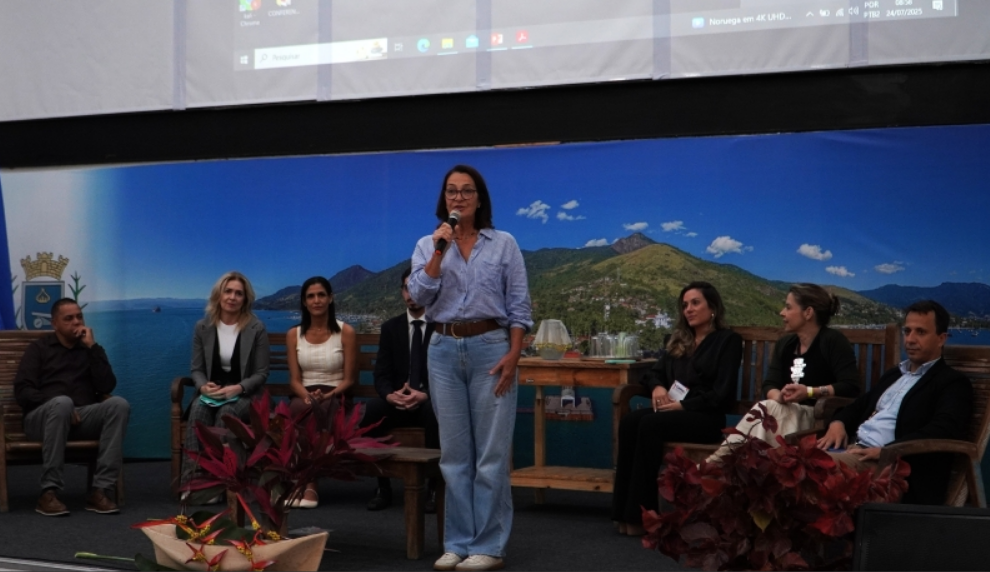 ILHABELA REALIZA 1ª CONFERÊNCIA MUNICIPAL DE POLÍTICAS PARA AS MULHERES