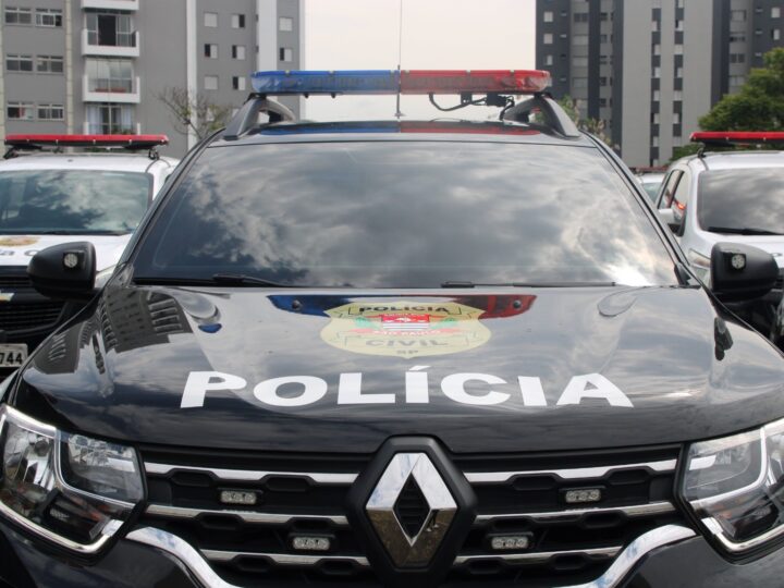 POLÍCIA CIVIL PRENDE SETE ENVOLVIDOS COM TRÁFICO DE DROGAS EM PINDAMONHANGABA