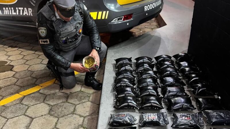 HOMEM É PRESO COM 28 QUILOS DE DROGAS ESCONDIDOS EM PNEU DE CAMINHÃO NA CASTELLO BRANCO