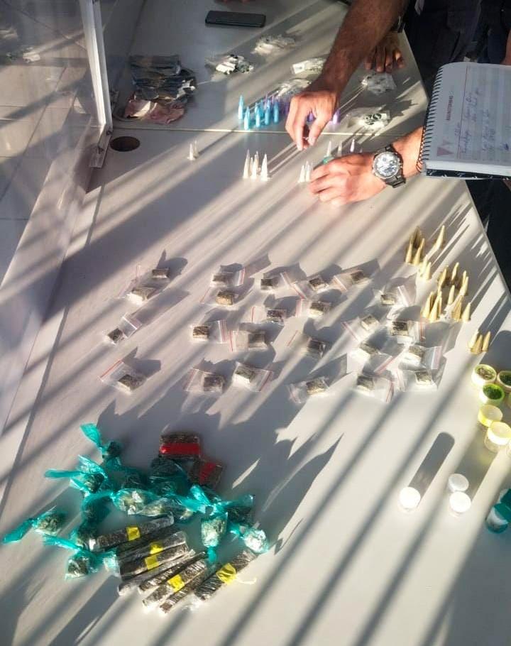GCM DE GUARULHOS PRENDE TRAFICANTE COM DROGAS EM CUMBICA
