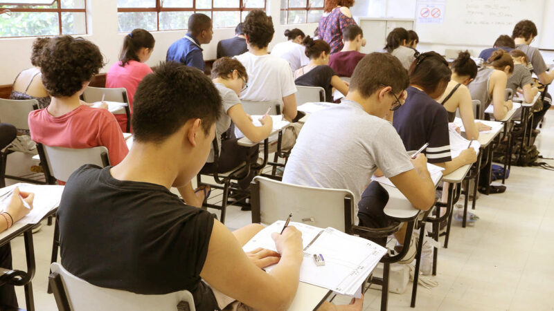 FUVEST ABRE INSCRIÇÕES PARA O VESTIBULAR 2026 DA USP COM NOVIDADES NA PROVA E APOIO PSICOLÓGICO AOS CANDIDATOS