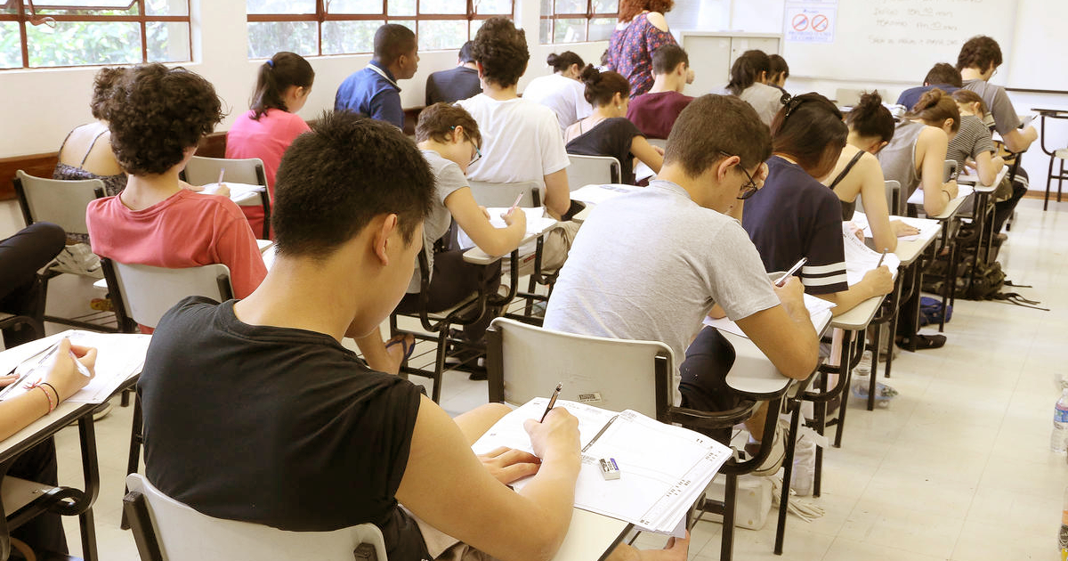 FUVEST ABRE INSCRIÇÕES PARA O VESTIBULAR 2026 DA USP COM NOVIDADES NA PROVA E APOIO PSICOLÓGICO AOS CANDIDATOS