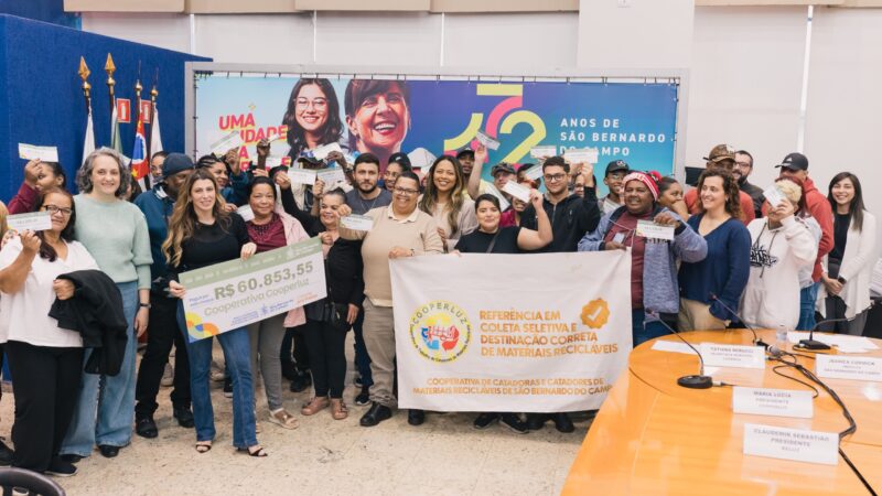 PREFEITURA DE SÃO BERNARDO REALIZA REPASSE DE R$ 111,8 MIL A COOPERATIVAS DE RECICLAGEM