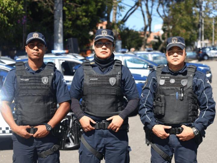 GCM DE GUARULHOS PRENDE DOIS HOMENS POR FURTO E RECUPERA MOTO ROUBADA
